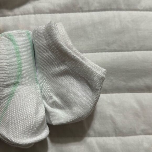 nicole miller Ladies 6 Pack No Show Ankle Socks White Pink Green Gray - Picture 6 of 9